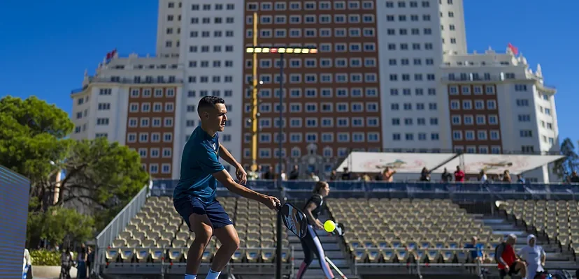 El emocionante auge del pickleball en España: un fenómeno inspirado por las estrellas