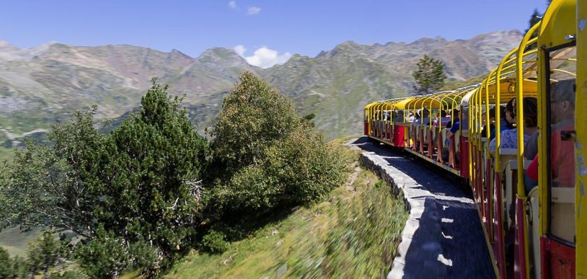 La aventura del tren de Artouste: un viaje inolvidable en los Pirineos franceses