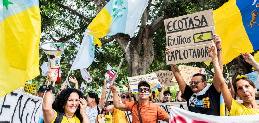 Protestas en Canarias: El eco de la insostenibilidad turística en un paraíso en peligro