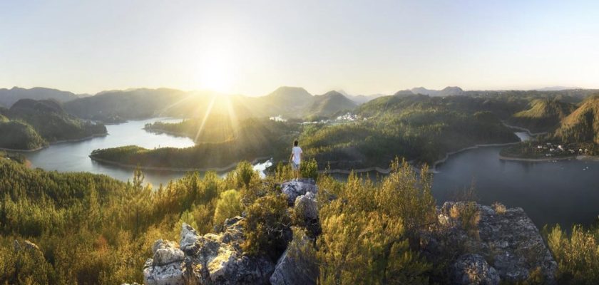 Descubre la N2: La Ruta 66 de Portugal que te atrapará en su historia