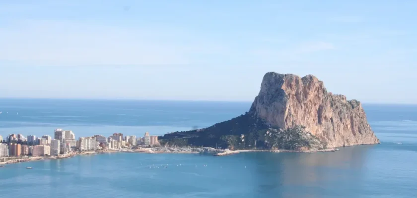 Descubre el peñón de Ifach en Calpe: la joya natural de la costa alicantina