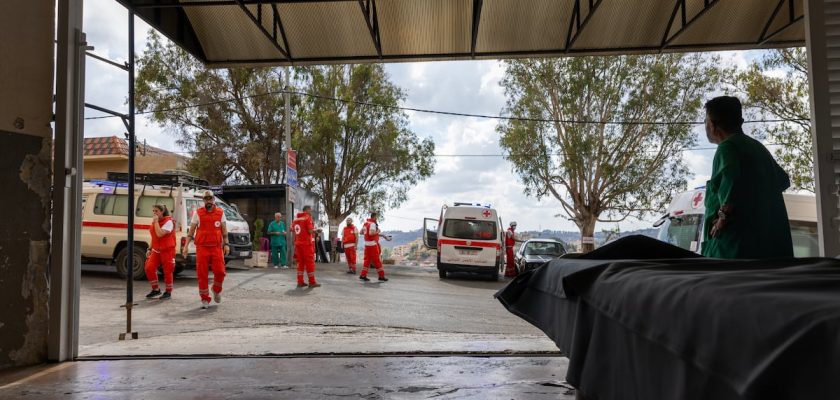 La trágica realidad del personal de emergencias en el conflicto de Líbano: una perspectiva desgarradora