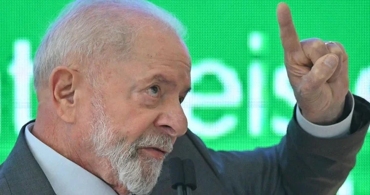 Lula da Silva no asistirá a la cumbre de los BRICS por un accidente doméstico