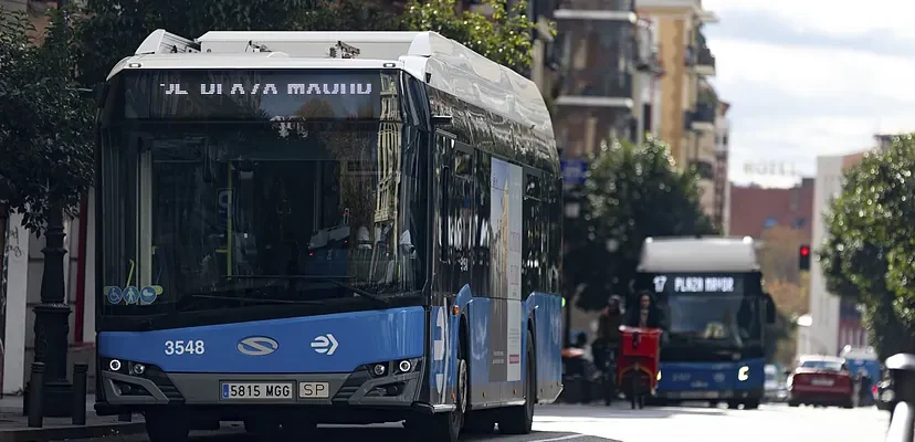 Más de 80.000 conductores de autobuses en huelga: ¿una conquista necesaria o una crisis inminente?