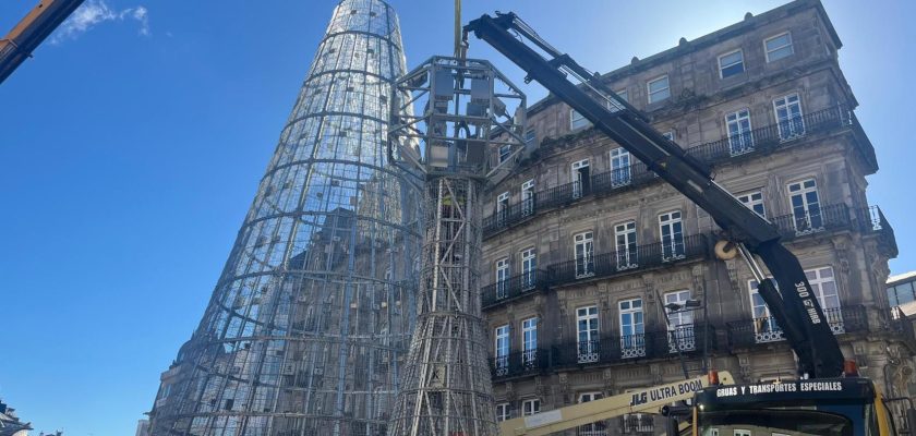 La mágica transformación de Vigo: el gran árbol de Navidad y su enfoque sostenible para 2024