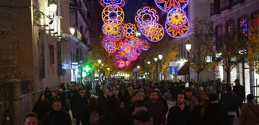 Madrid ilumina la Navidad 2024: Un espectáculo de luces, arte infantil y mucho más