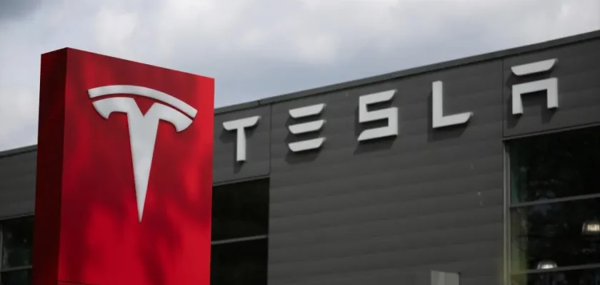 Tesla busca talento español: nuevas oportunidades laborales en automoción y energías renovables