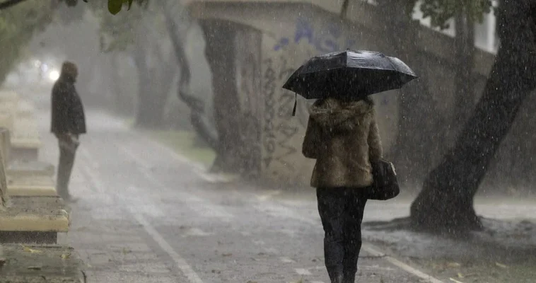 Inundaciones en Málaga: Impacto en la educación y cómo la comunidad responde a la adversidad