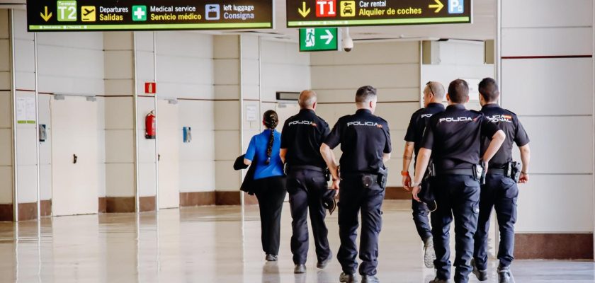 Crisis de asilo en Barajas: el inquietante escape de los solicitantes marroquíes y la lucha por los derechos humanos