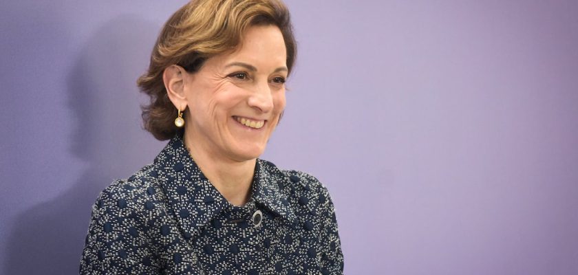 Anne Applebaum y el poder de la historia: comprendiendo el ascenso de las autocracias