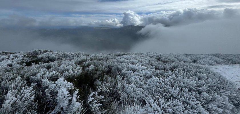 Primeros copos de nieve en Madrid: el otoño nos sorprende y los cambios horarios nos confunden