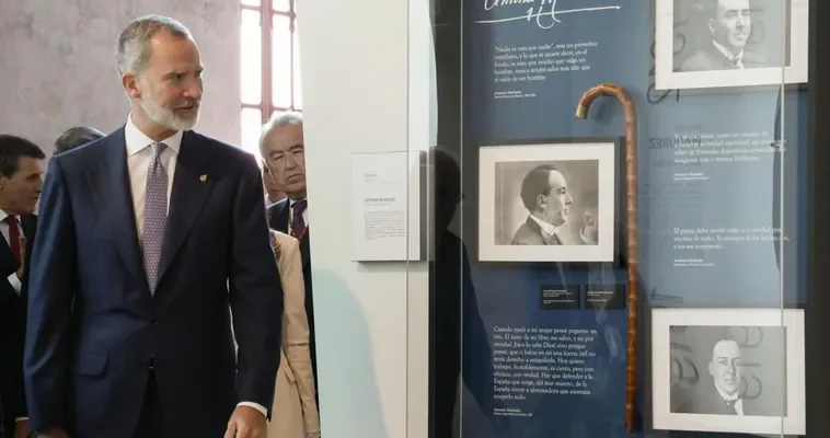 La magia de la poesía en la exposición 'Los Machado. Retrato de familia' en Sevilla