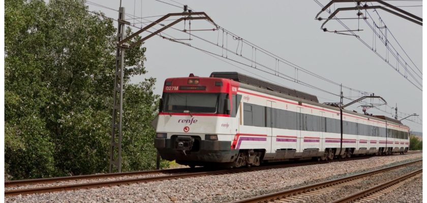 Caída de árbol interrumpe el tráfico ferroviario en Santander-Palencia: ¿qué hacer ante imprevistos de viaje?