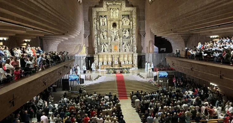 El conflicto de torreciudad: entre la fe y el derecho canónico en el siglo XXI