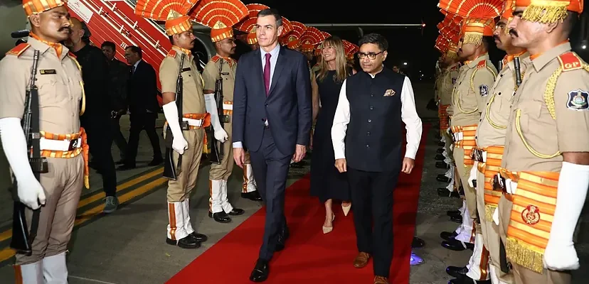 El escándalo Koldo y la visita de Pedro Sánchez a la India: entre la corrupción y la diplomacia