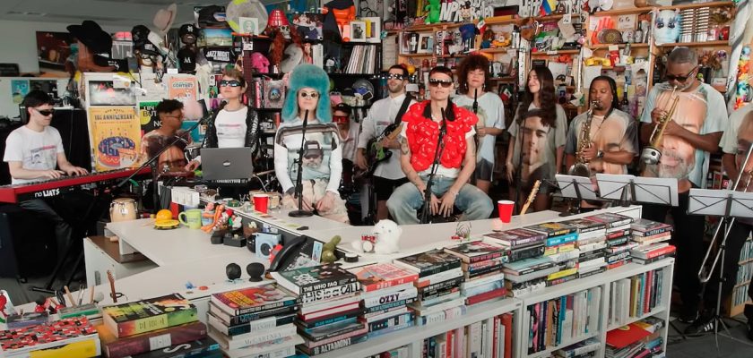 Ca7riel y Paco Amoroso: el fenómeno del trap argentino en los Tiny Desk Concerts