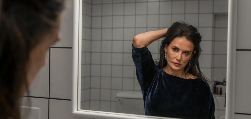 Demi Moore y su regreso triunfal: La sustancia y la lucha contra los estereotipos en Hollywood