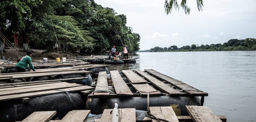 La peligrosa travesía de los migrantes en la frontera Guatemala-México: una historia de esperanza y riesgo