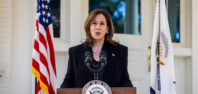 Kamala Harris asume el papel de fiscal ante un electorado dividido: ¿Un juicio popular por Donald Trump?