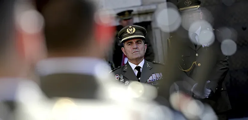 El nuevo equipo de Carlos Mazón: ¿qué implican las incorporaciones militares en la política valenciana?