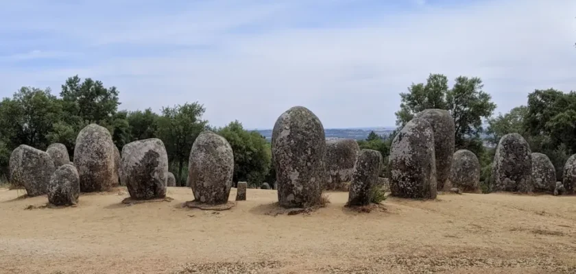 Descubriendo el crómlech de los almendros: el misterio ancestral de Portugal