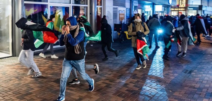 La creciente tensión en Ámsterdam: enfrentamientos entre hinchas de fútbol y manifestantes sobre Gaza