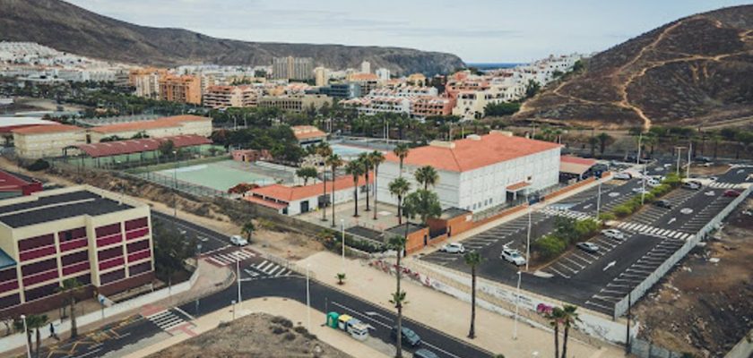 La crisis docente en el IES Los Cristianos: un estudio de caso sobre el conflicto laboral en educación