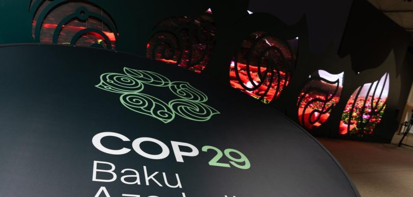 Ahorra el clima y pierde las penas: la paradoja de la COP29 en Azerbaiyán