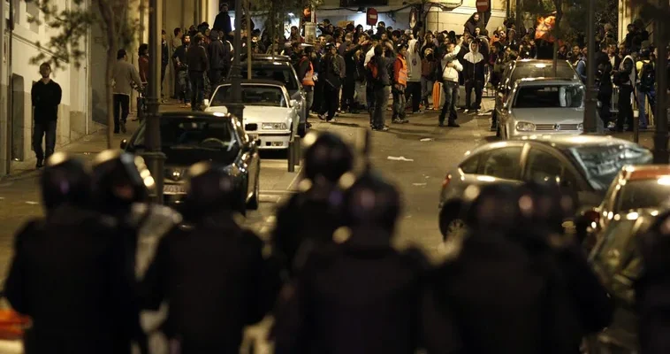 La polarización social en España: manifestaciones, violencia y el futuro de la ley mordaza