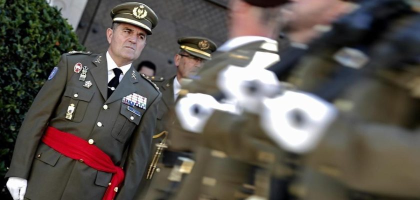 La paradoja de Gan Pampols: ¿puede un militar no hacer política en la Generalitat?