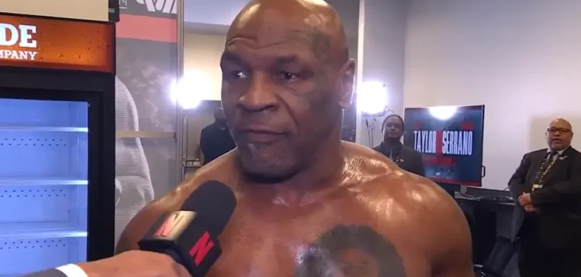 El peculiar regreso de Mike Tyson: un exboxeador, un youtuber y un trasero al aire