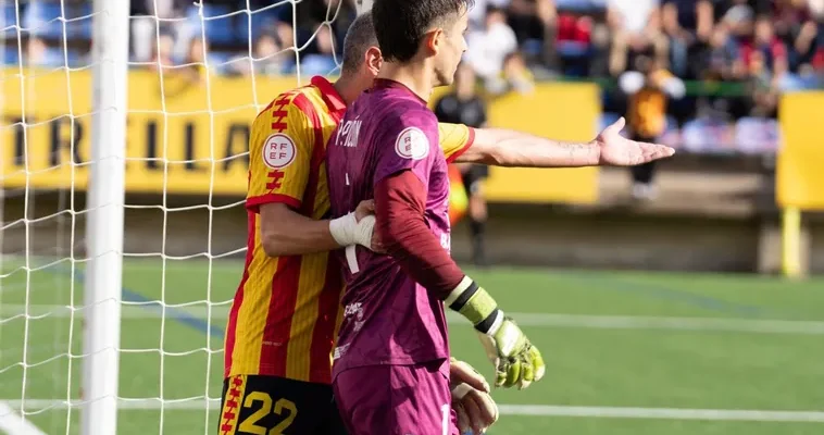 Incidentes en el fútbol: El alarmante caso del partido detenido en España