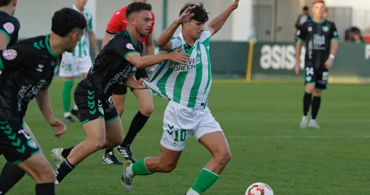 El emocionante partido que dejó al Betis Deportivo sin liderato: una lección sobre la perseverancia en el fútbol