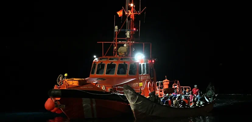 La Crisis Humanitaria en las Islas Canarias: Rescates Marítimos y Desafíos Políticos