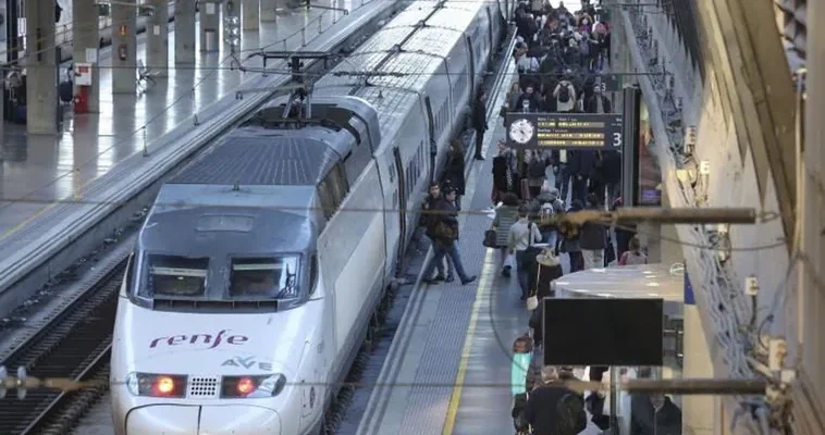 Retrasos en la alta velocidad: la batalla diaria entre trenes y tecnología en España