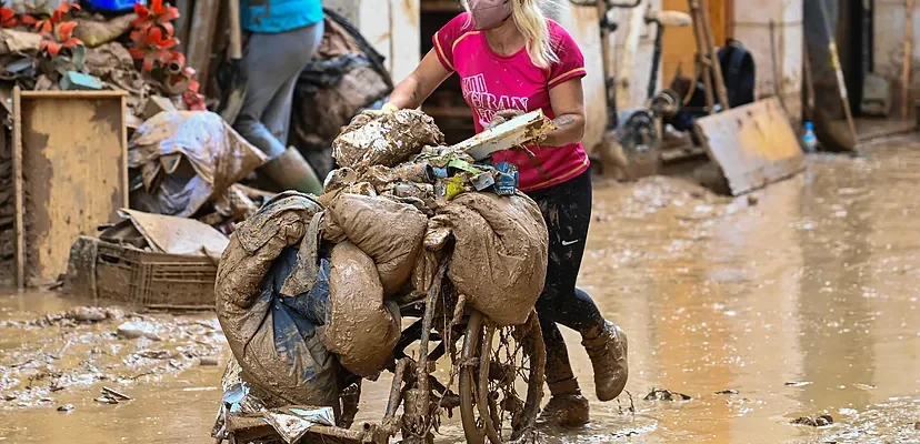 Inundaciones en Valencia: riesgos para la salud pública y cómo prevenir enfermedades