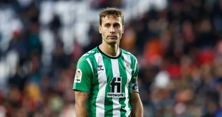 ¿Es posible que Sergio Canales regrese al Betis? Posibilidades y contexto en el fútbol español