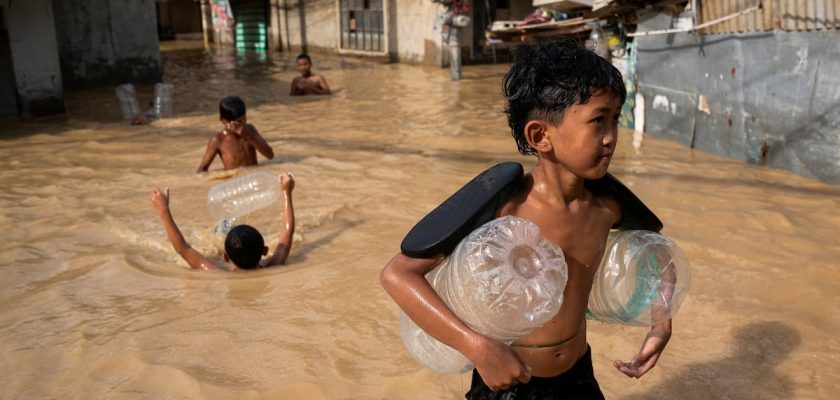 Predicciones de Unicef sobre la infancia en 2050: ¿un futuro prometedor o distópico?