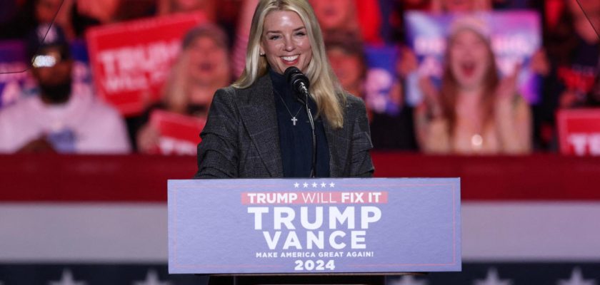 Donald Trump nombra a pam bondi como fiscal general: un cambio polémico en el gabinete