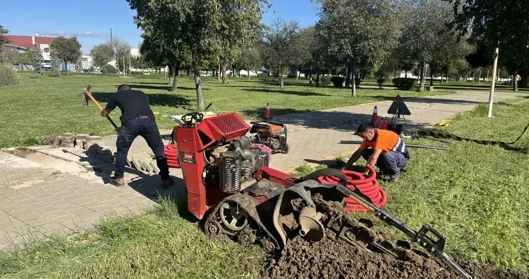 Sevilla renueva su parque Polígono el Pino: cañones de riego para un mejor cuidado