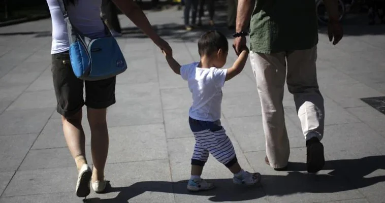 La encrucijada demográfica de China: ¿puede el amor revivir la natalidad?