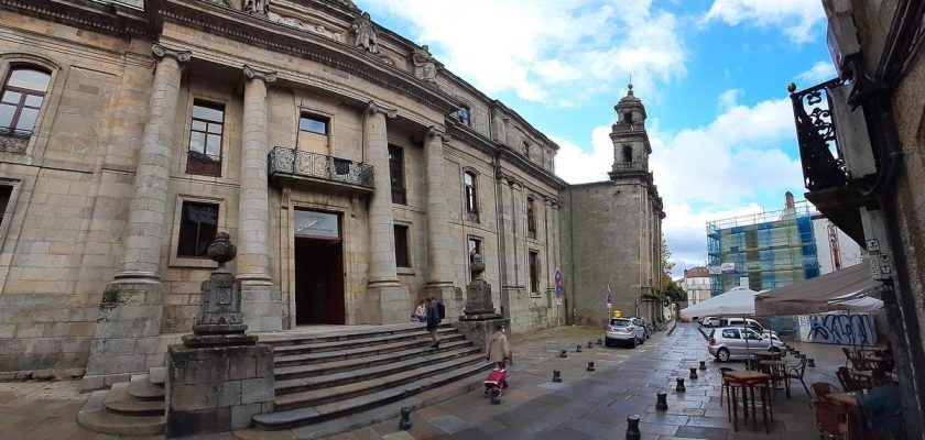 La Universidade de Santiago de Compostela se aleja de X: ¿Quo Vadis, redes sociales?