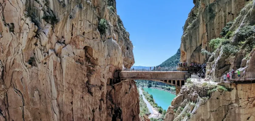 El Caminito del Rey y El Chorro: aventura y adrenalina en un entorno natural único