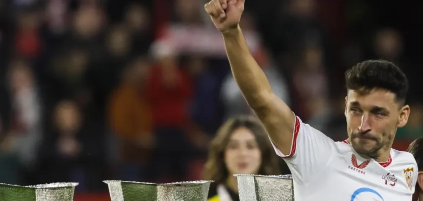 La emocionante despedida de jesús navas: un ícono del sevillismo se despide del fútbol