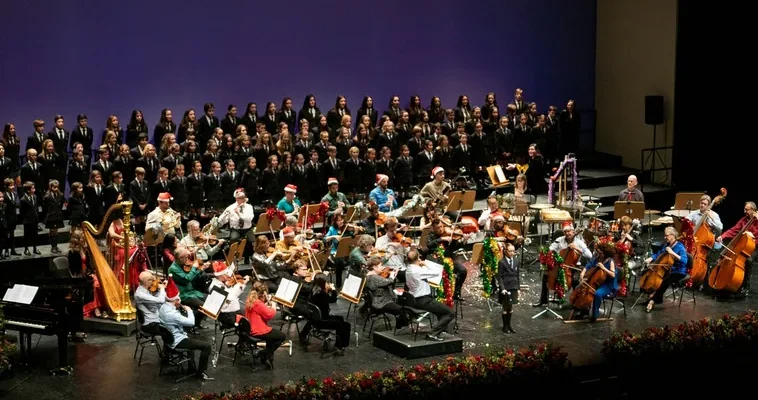 El mágico regreso de la música navideña: tradición y modernidad en el concierto de la ROSS