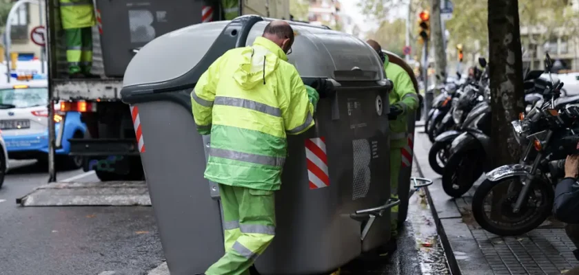 Acuerdo de limpieza en Barcelona: sindicatos y empresas llegan a un pacto para evitar huelga navideña