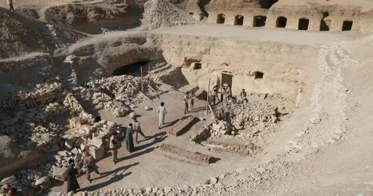 El escándalo detrás de las excavaciones en Egipto: ¿se están extralimitando los visires modernos?