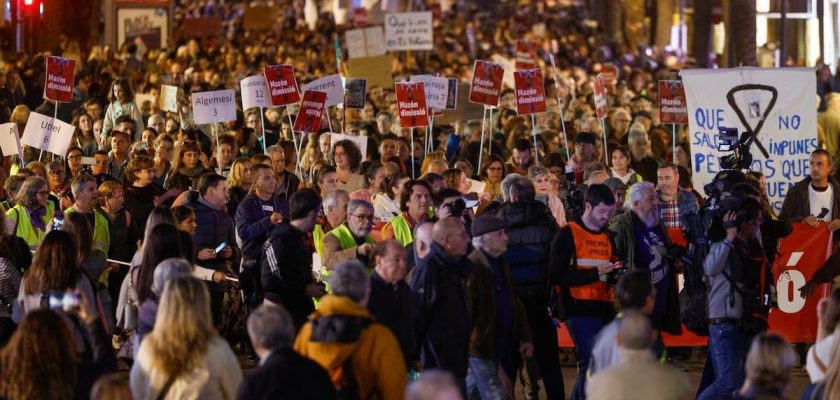 La tormenta política en València: manifestaciones masivas contra Carlos Mazón y el impacto de la DANA