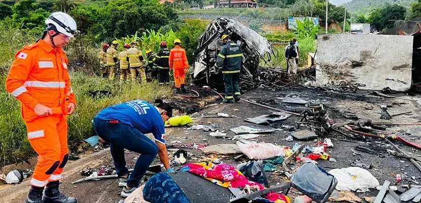 Impactante tragedia en Brasil: el fatal accidente de autobús en la BR-116