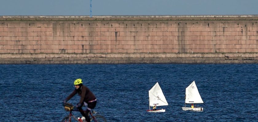 Anticipando la operación salida de Navidad: qué esperar del clima y el tráfico en España